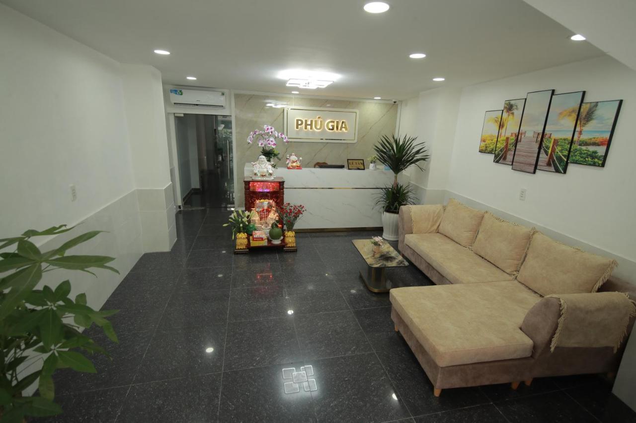 Phu Gia Bui Vien Hotel ホーチミン市 エクステリア 写真
