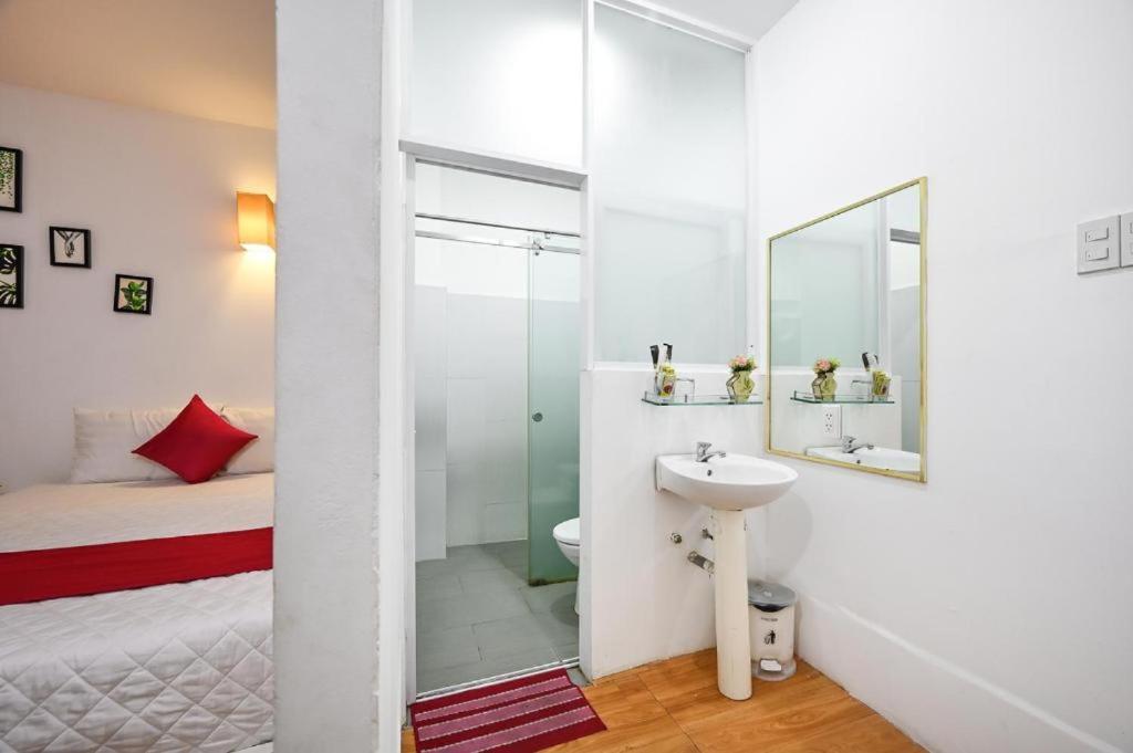 Phu Gia Bui Vien Hotel ホーチミン市 エクステリア 写真